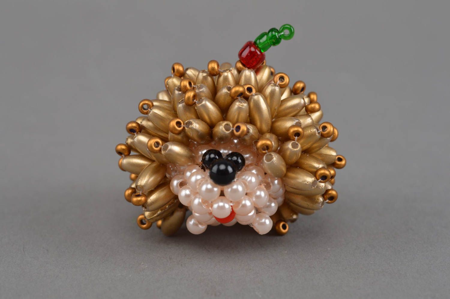 Unusual homemade collectible beaded figurine of hedgehog of gold color photo 4