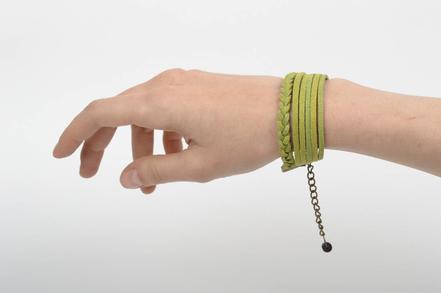 Bracelet en cuir Bijou fait main vert avec tresse Accessoire femme original photo 1