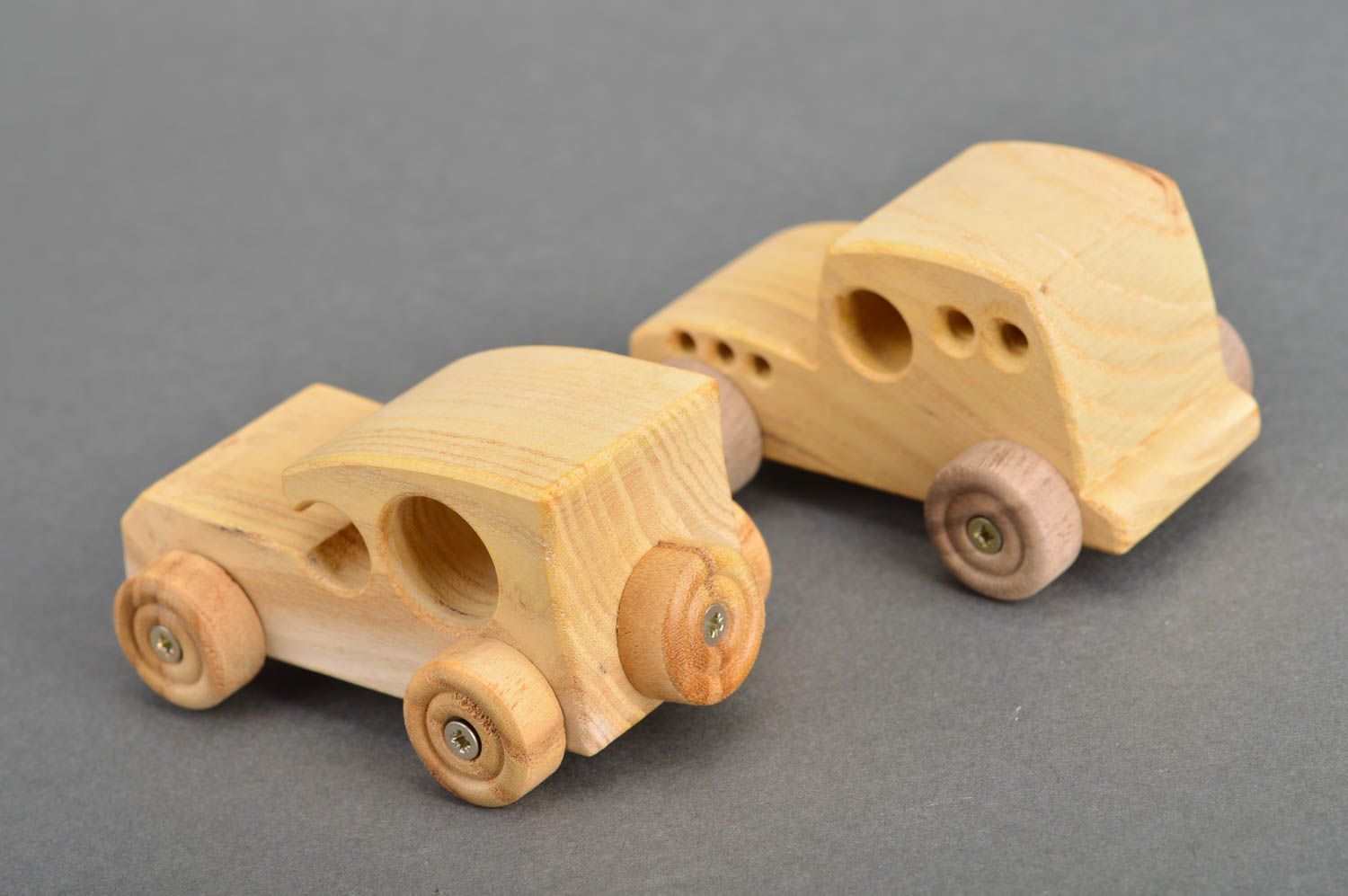 Set of 2 handmade beautiful children's wooden toys for boys Cars eco friendly photo 5
