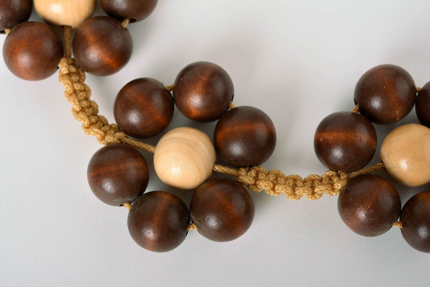 Collier floral Bijou fait main perles de bois macramé Cadeau pour femme photo 3