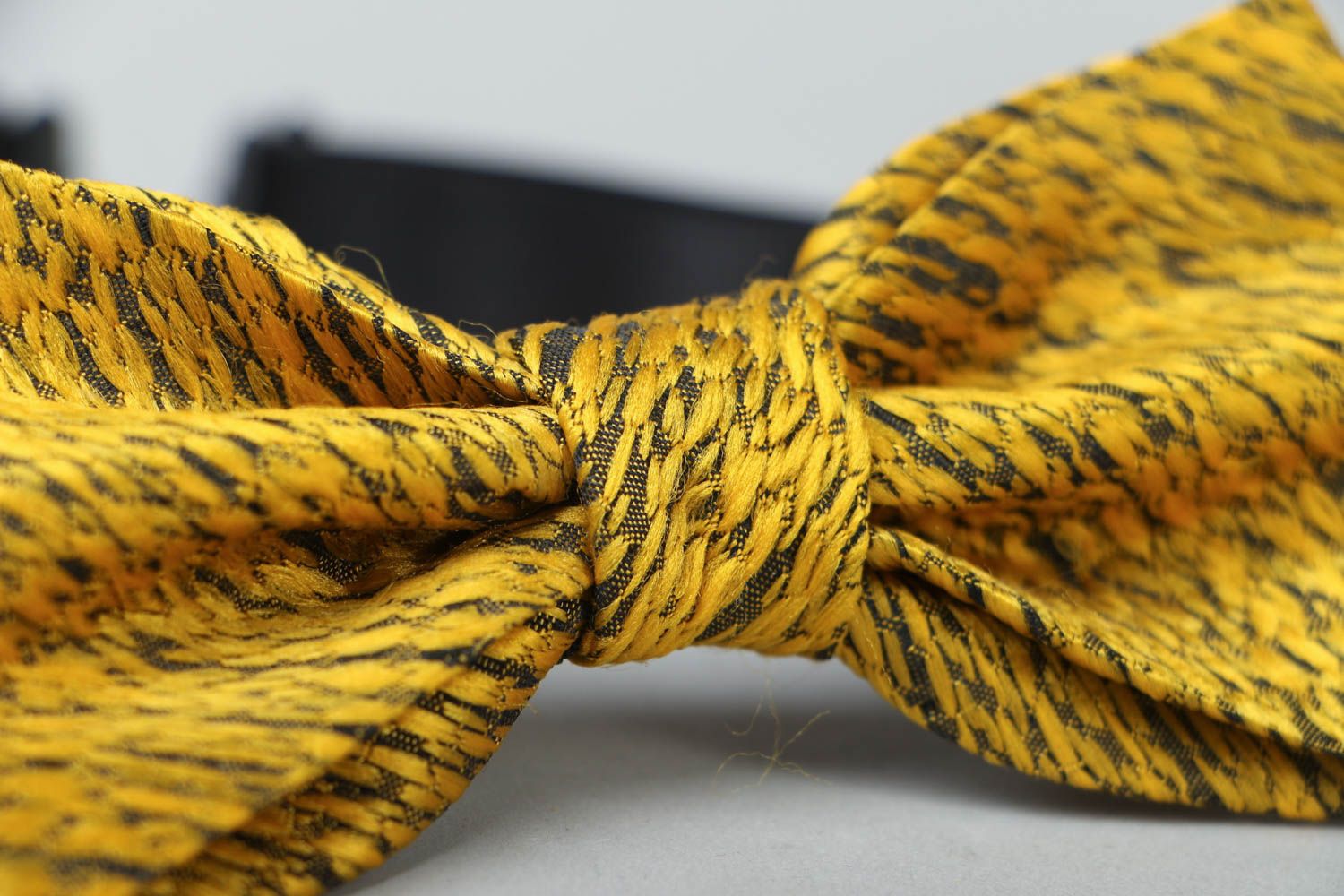 Fabric bow tie photo 3