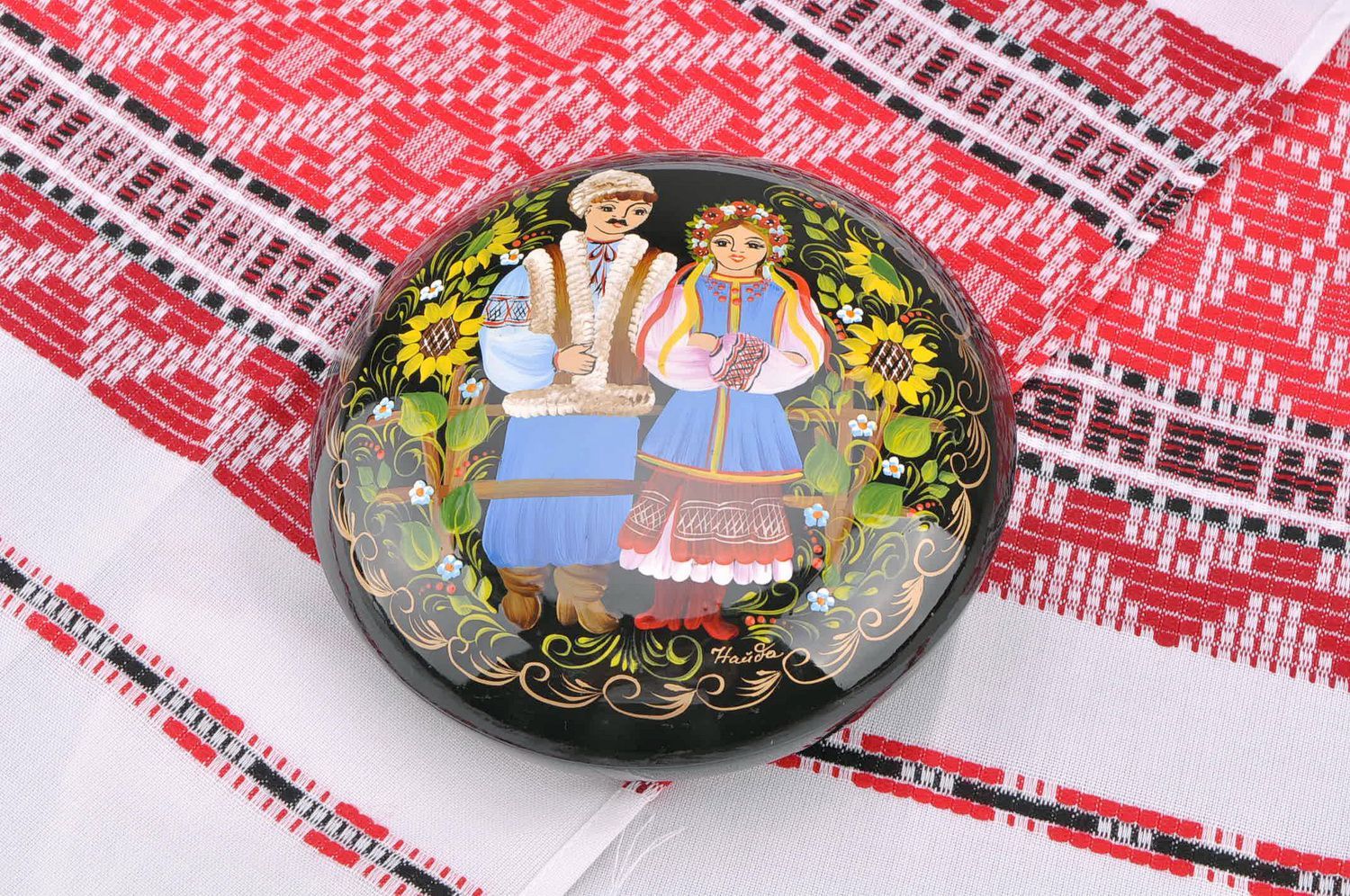 Шкатулка круглая Украинская свадьба фото 4