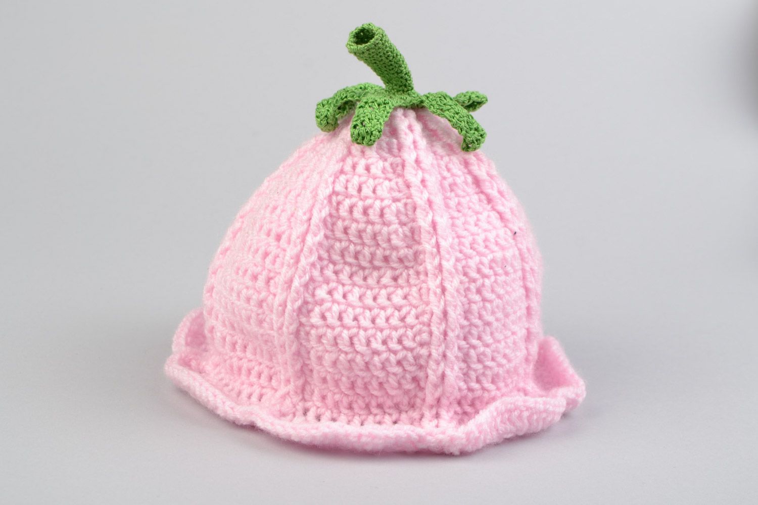 Bonnet tricoté rose en acrylique pour enfant fait main original Clochette photo 1