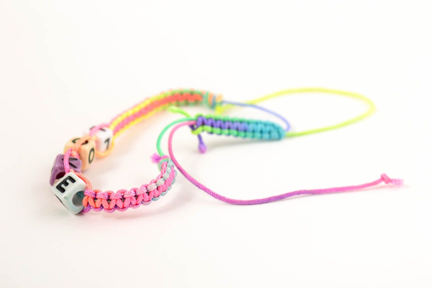 Bracelet textile multicolore Bijou fait main design original Accessoire femme photo 2