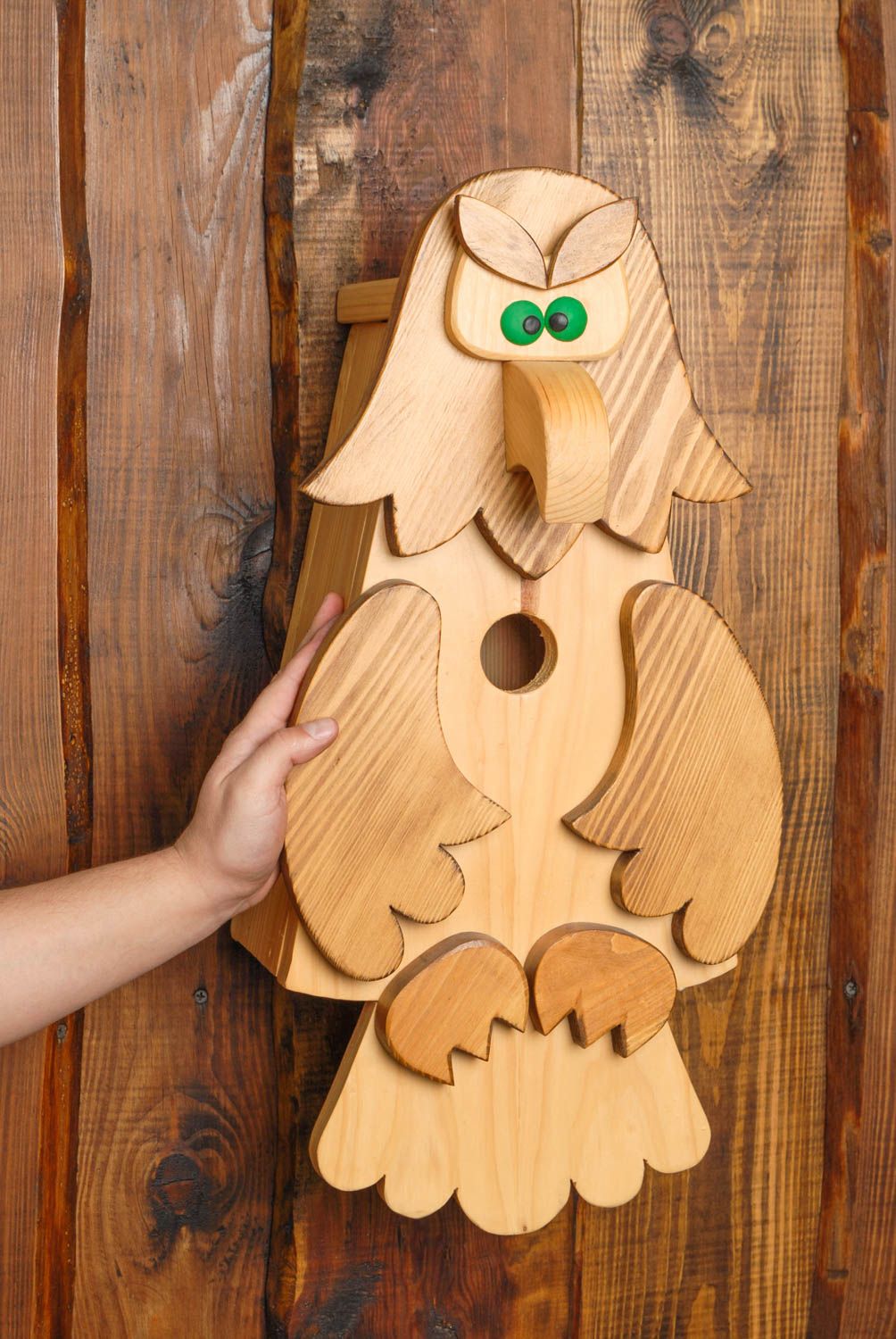 Nichoir pour oiseaux en bois fait main original peint en forme de hibou photo 2
