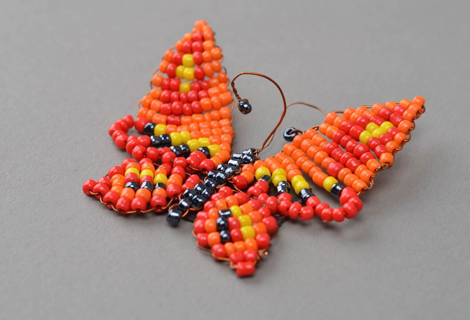 Magnet papillon orange tissé en perles de rocaille décoratif fait main photo 3