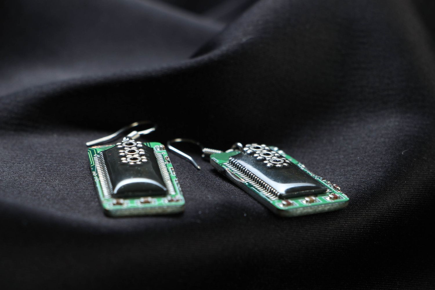 Designer earrings in steampunk style photo 2