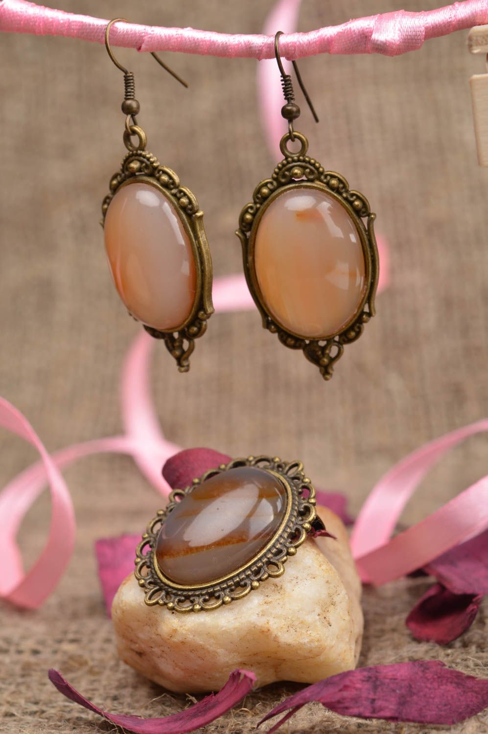 Unusual handmade jewelry set vintage metal earrings and brooch with brown stones photo 1