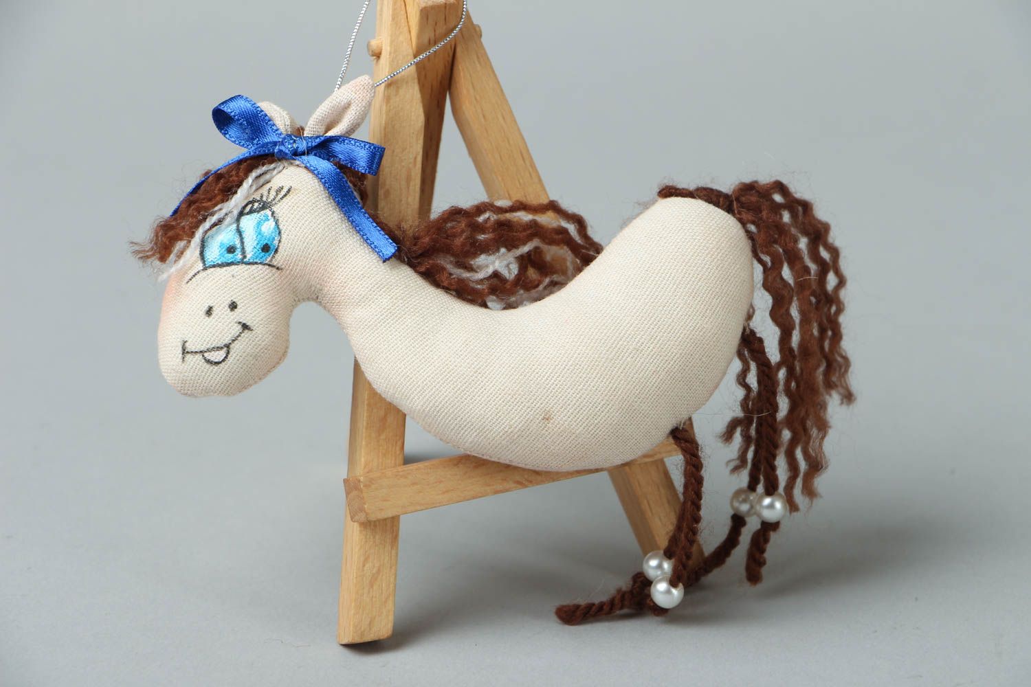 Soft toy with eyelet Horse photo 1