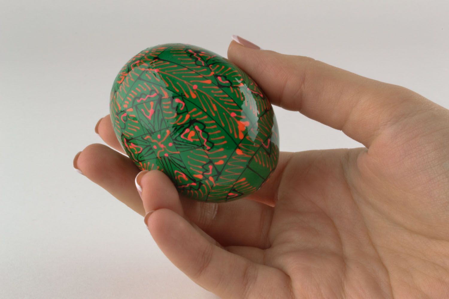 Wooden egg with ornaments photo 5