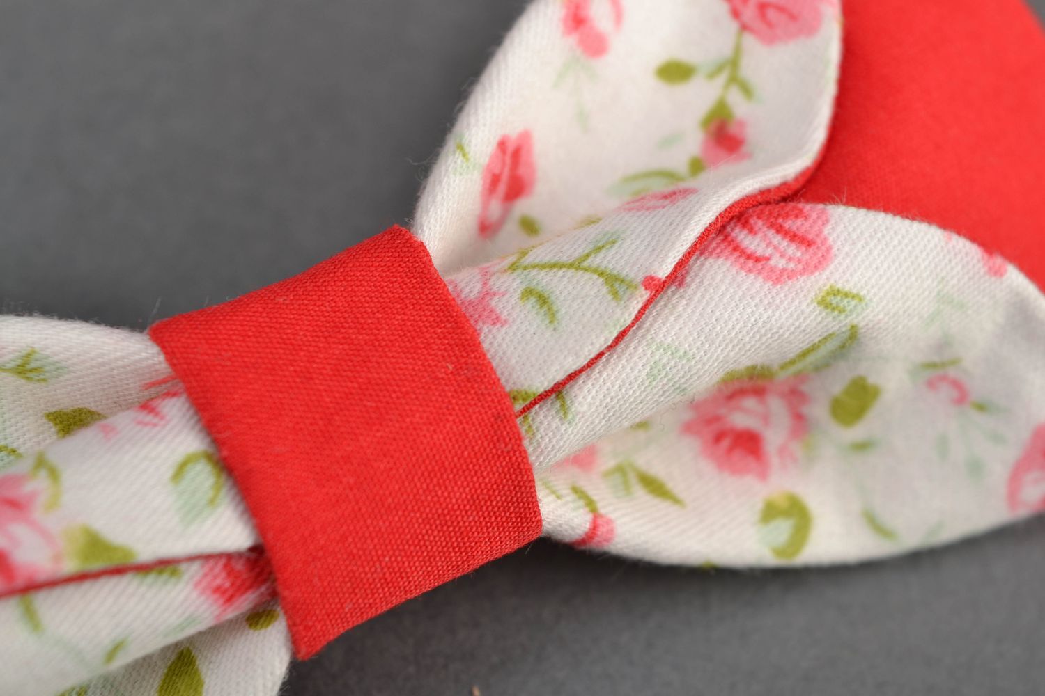 Women's bow tie with print photo 3