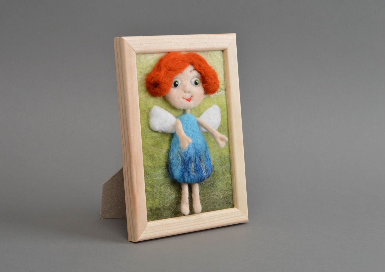Schönes kleines Wandbild aus Wolle im Holz Rahmen handmade mit rothaarigem Engel foto 2