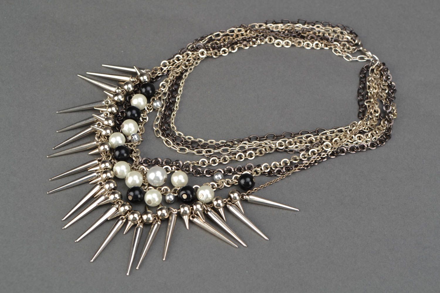 Metal beaded multirow necklace with studs photo 1