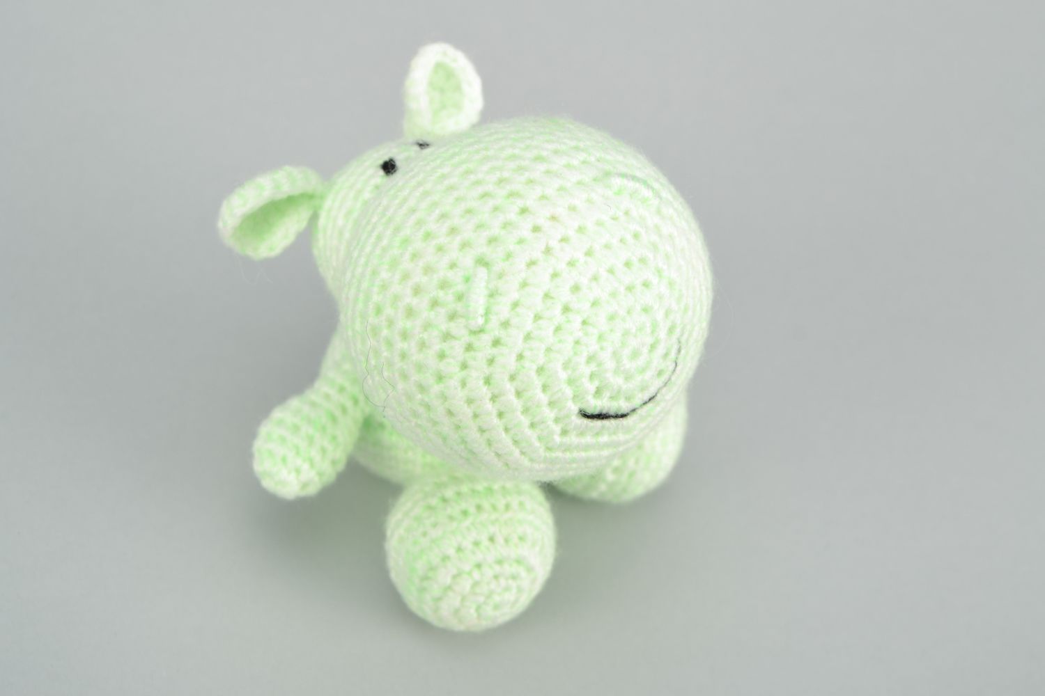 Small crochet woolen toy Hippo photo 2