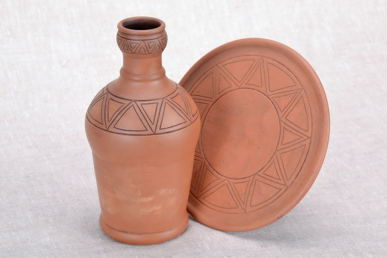 Garrafa de cerâmica com suporte foto 3