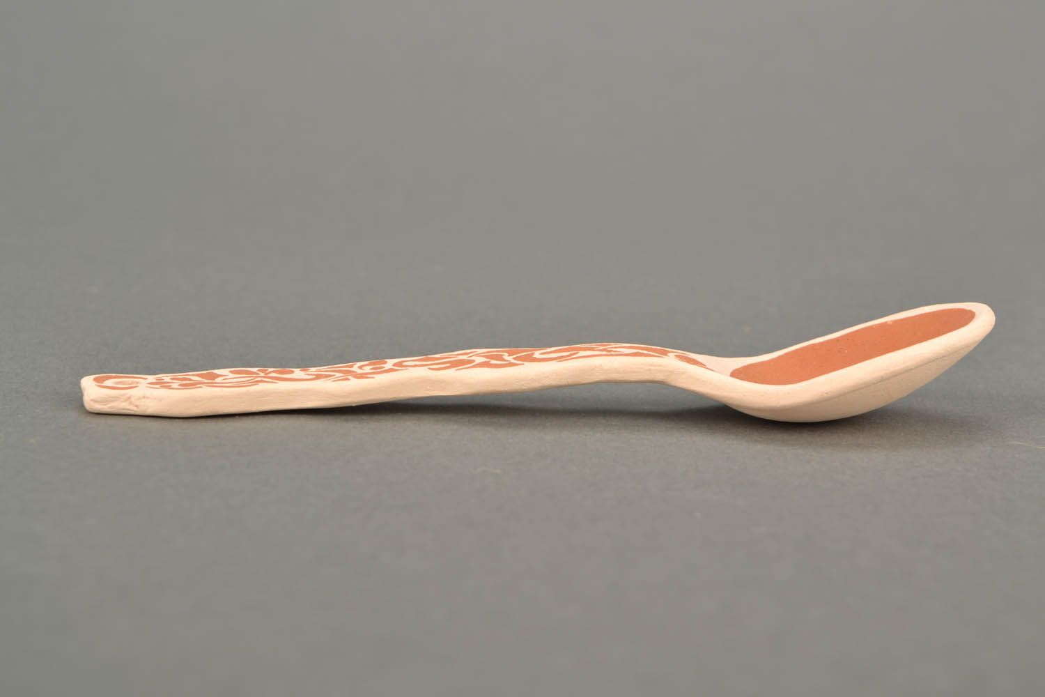 Big spoon made of white clay  photo 5