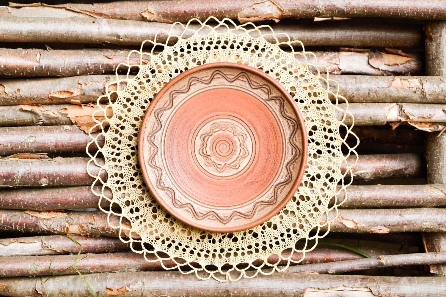 Handmade brauner Keramik Wandteller Küchen Deko mit Muster Wohn Accessoire foto 1