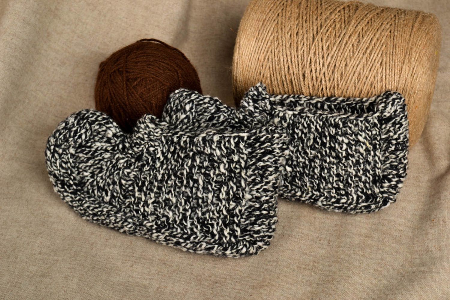 Stylish handmade crochet slippers crochet wool socks house shoes small gifts photo 1