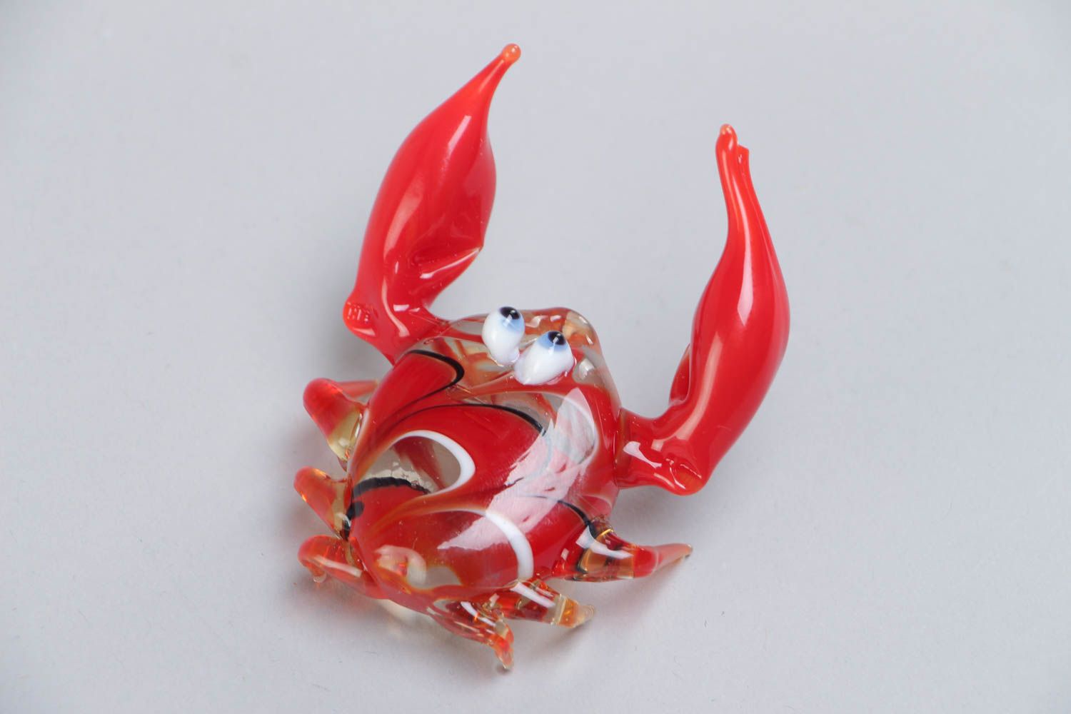 Tiny bright handmade lampwork glass figurine of Crab photo 4