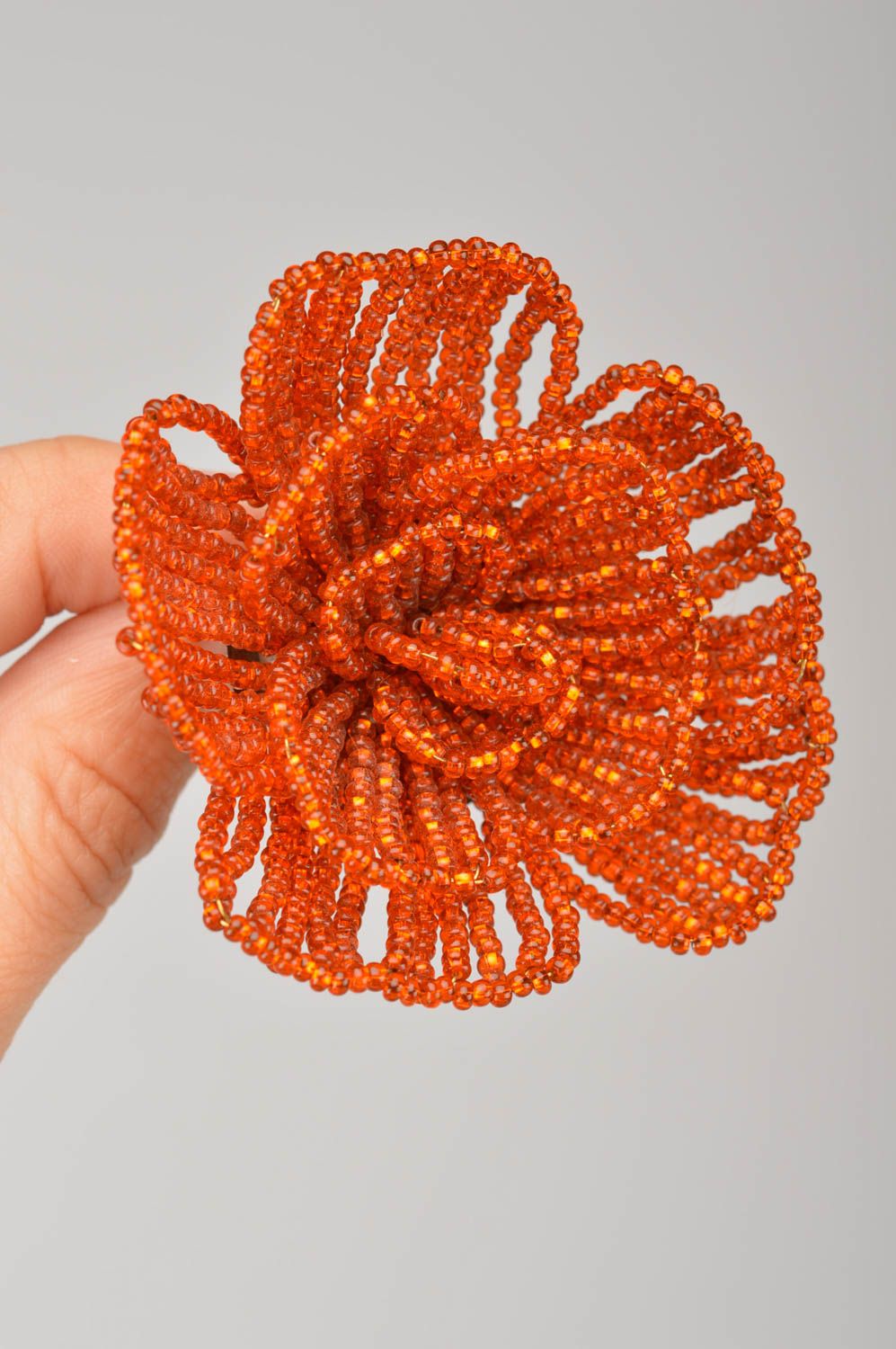 Broche en perles de rocailles fleur orange originale faite main pour femme photo 2