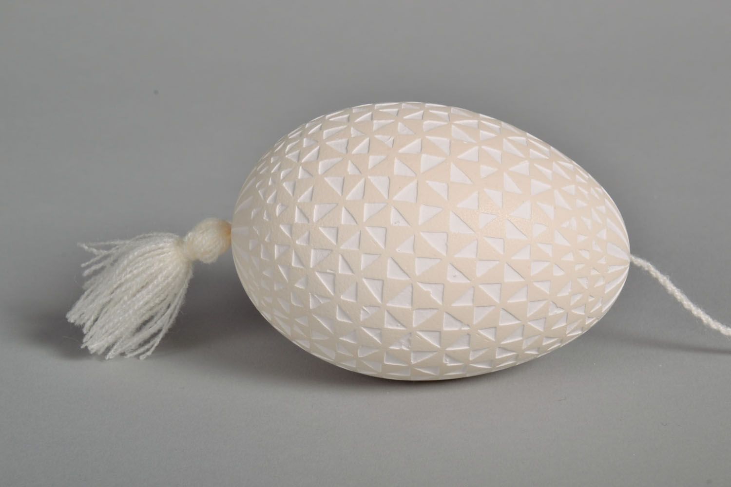 Decorative egg made using vinegar etching technique photo 3