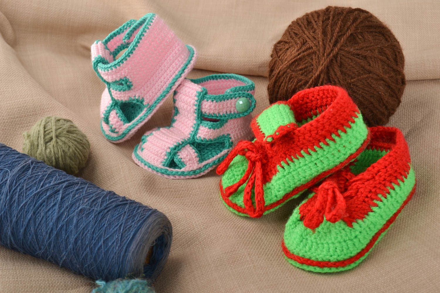 Handmade crochet baby booties set 2 pairs fashion accessories warm baby booties photo 1
