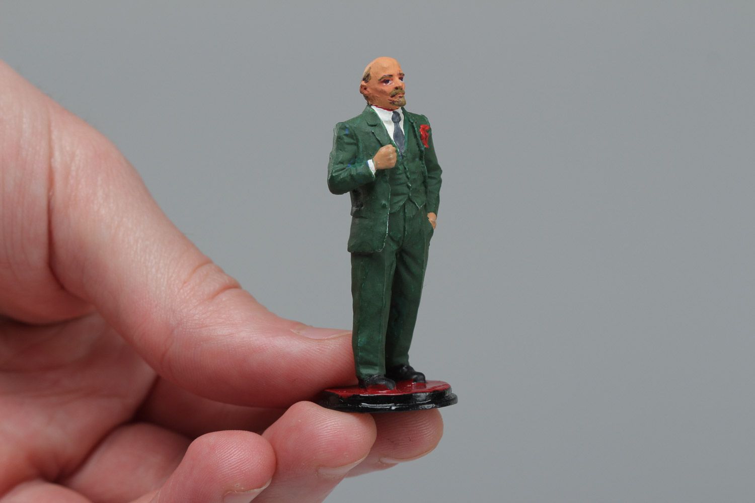 Handmade collectible miniature tin figurine of Lenin painted with acrylics photo 5