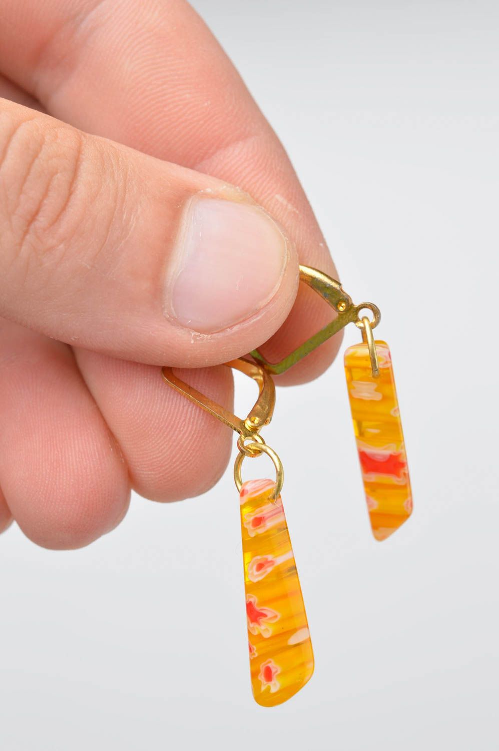 Handmade Accessoire für Frauen Damen Schmuck Glas Ohrringe schön lang gelb foto 5