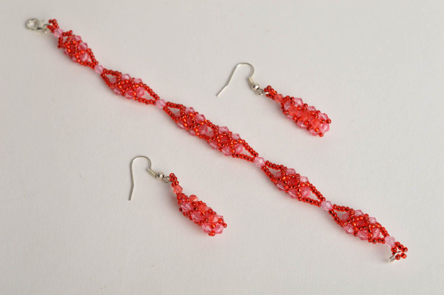 Handmade red designer earrings female wrist bracelet elegant jewelry set photo 2