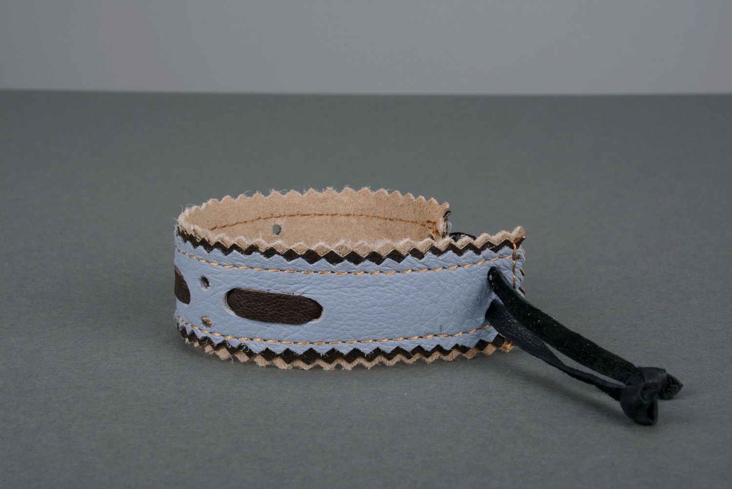 Bracelet made ​​of leather and suede photo 3