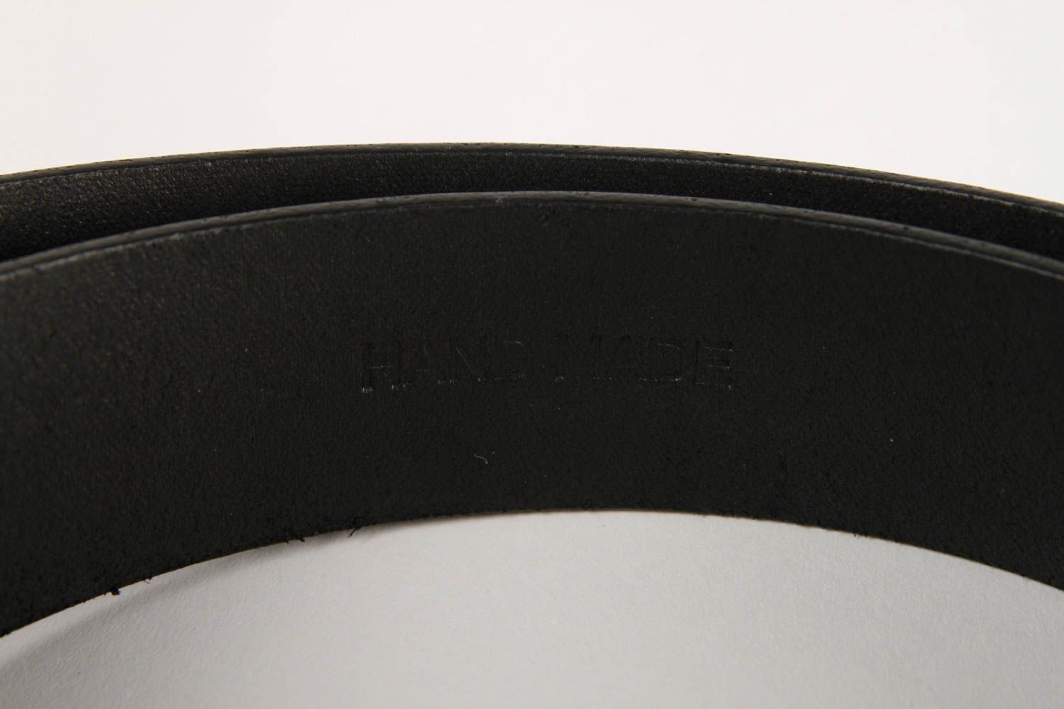 Cinturón de piel hecho a mano color negro accesorio de moda regalo para hombre foto 5