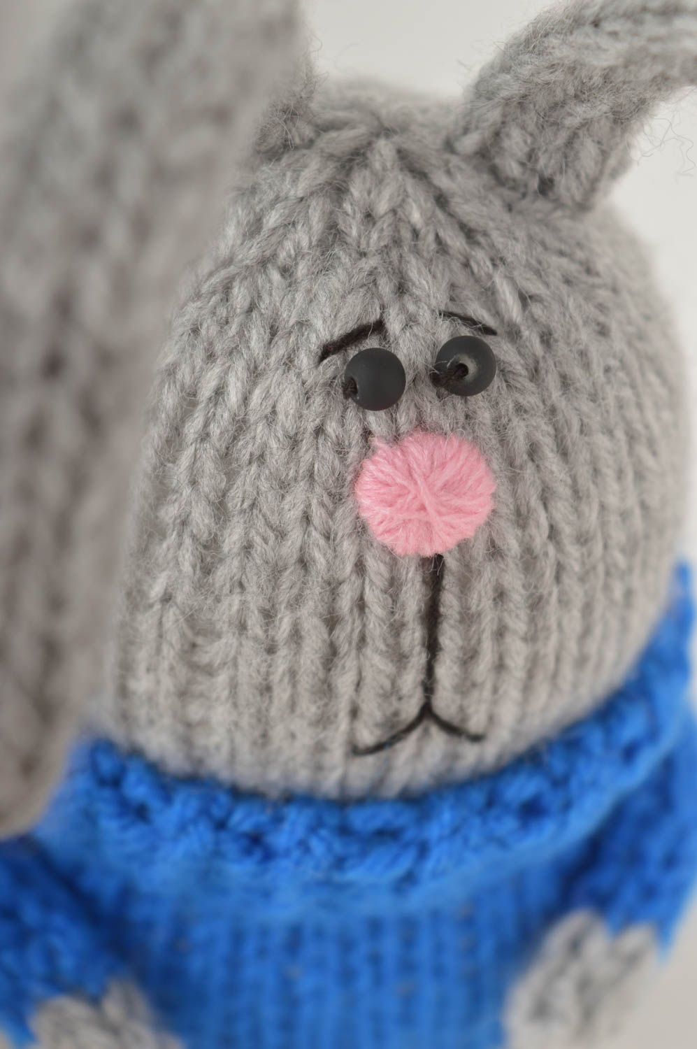 Мягкая игрушка ручной работы игрушка заяц в синем свитере детская игрушка фото 4
