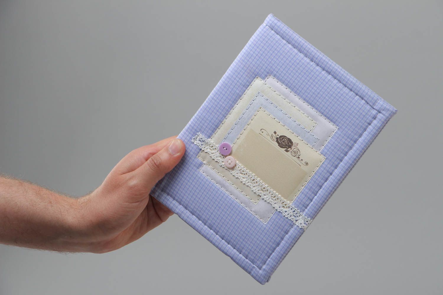 Handmade decorative notebook with violet cotton fabric cover decorated with lace photo 5