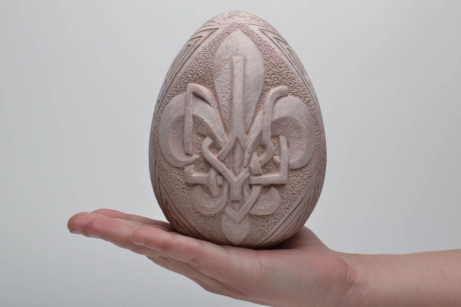 Grand œuf de Pâques en céramique sur support en bois fait main décoratif photo 5
