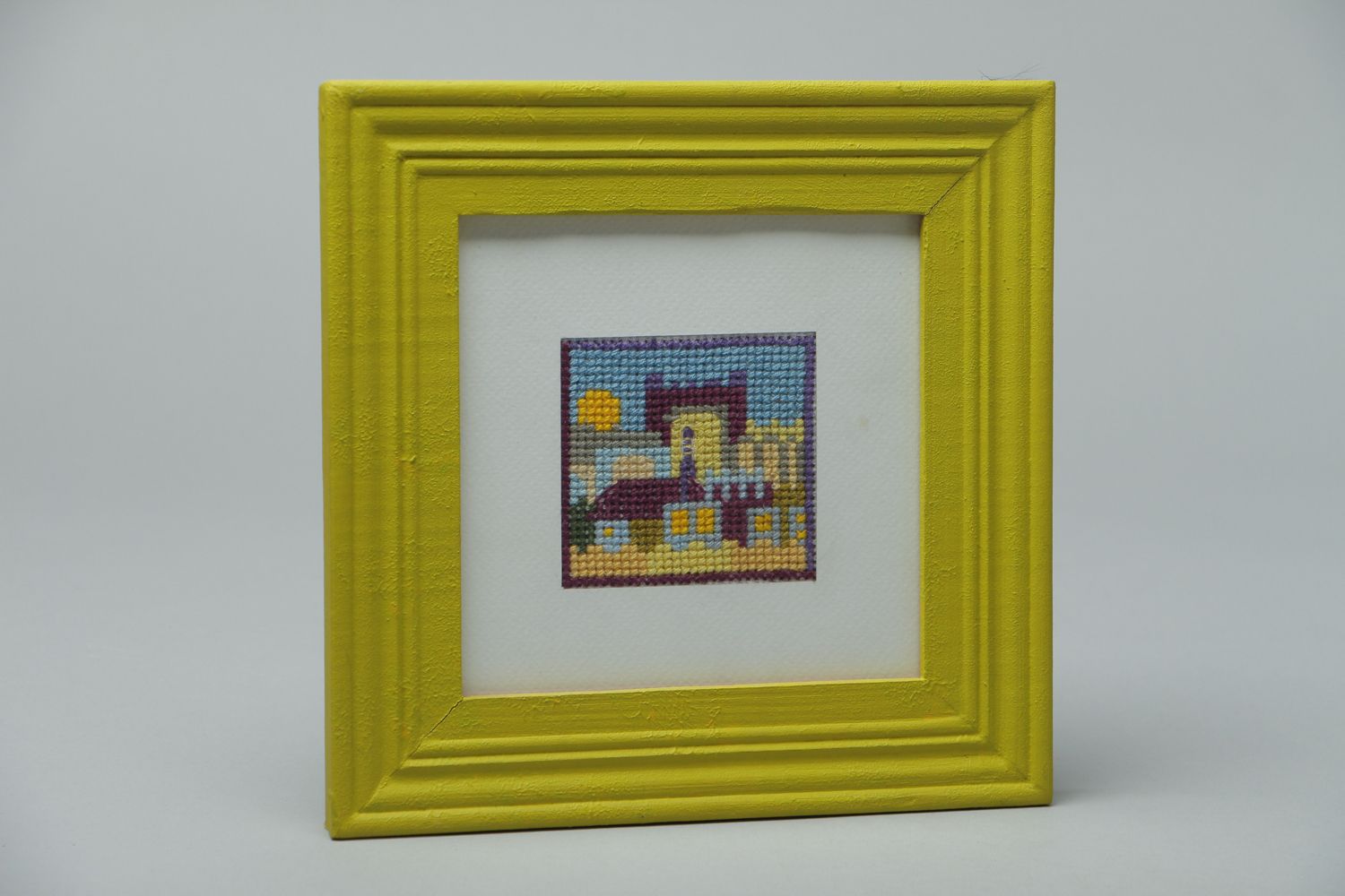 Cross stitch embroidered picture in wooden frame photo 1