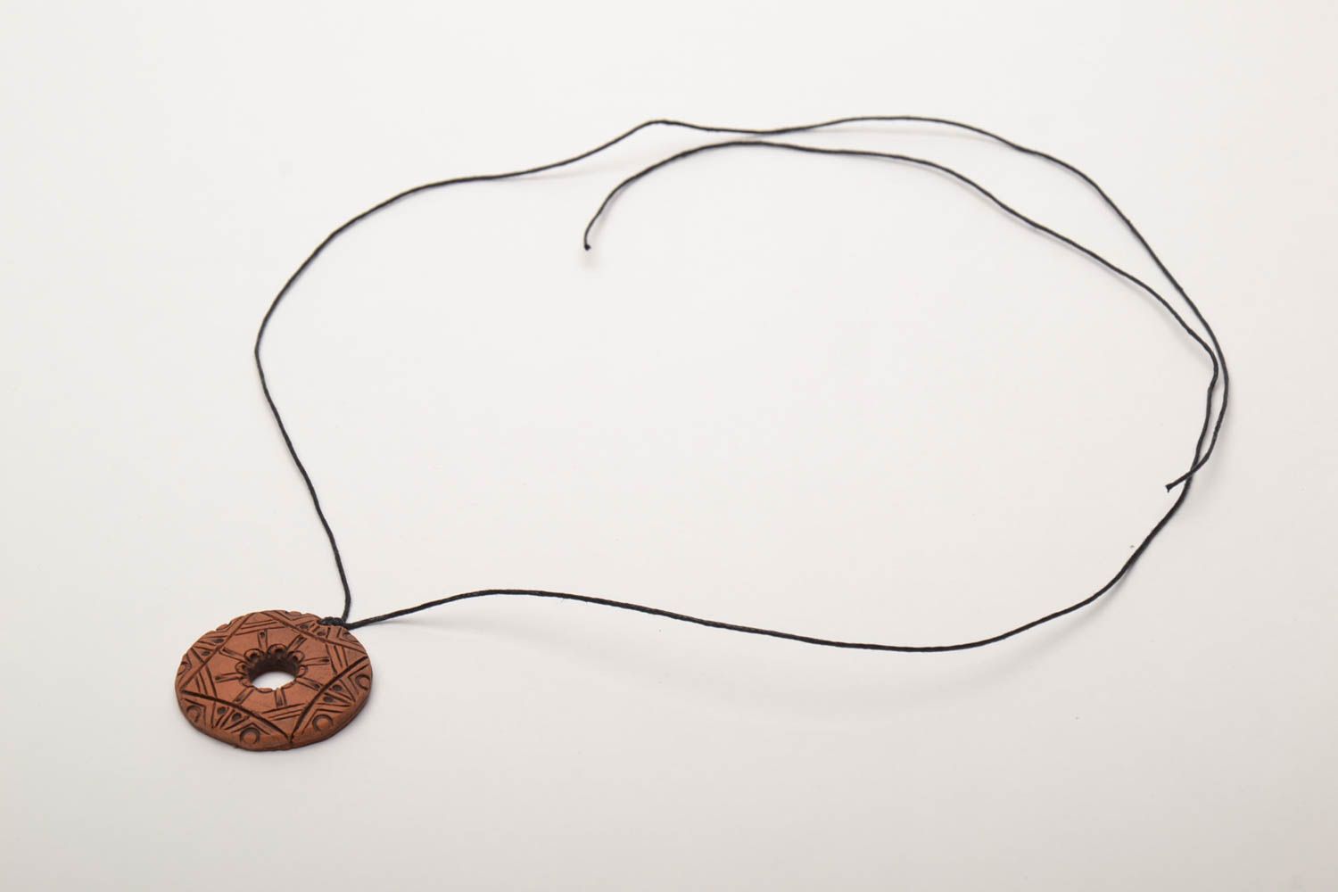 Clay pendant in ethnic style with cord photo 3