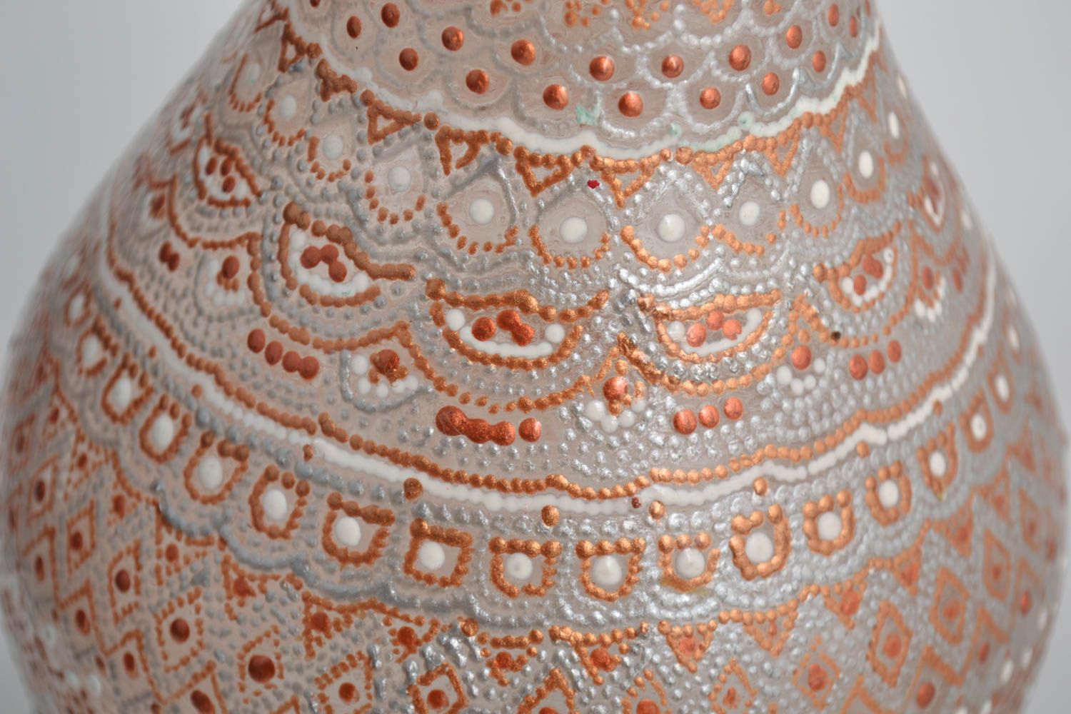 Handmade Vase aus Glas Haus Deko bemalte Vase originell weiß golden gepunktet foto 2