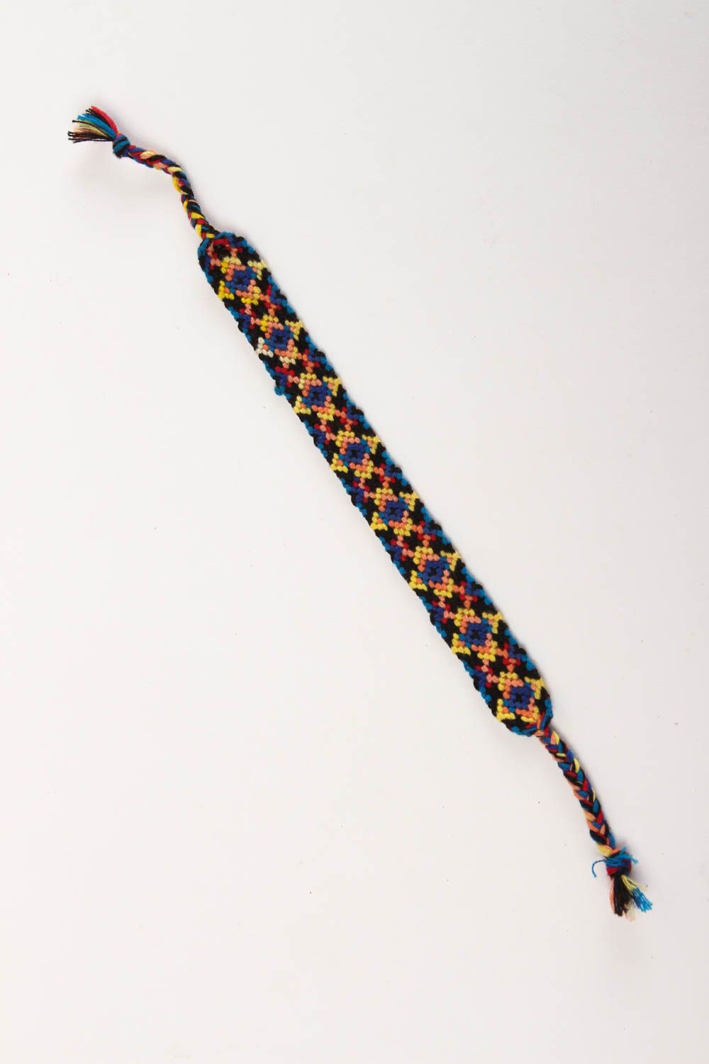 Bracelet multicolore Bijou fait main tressé en fils moulinés Cadeau femme photo 2