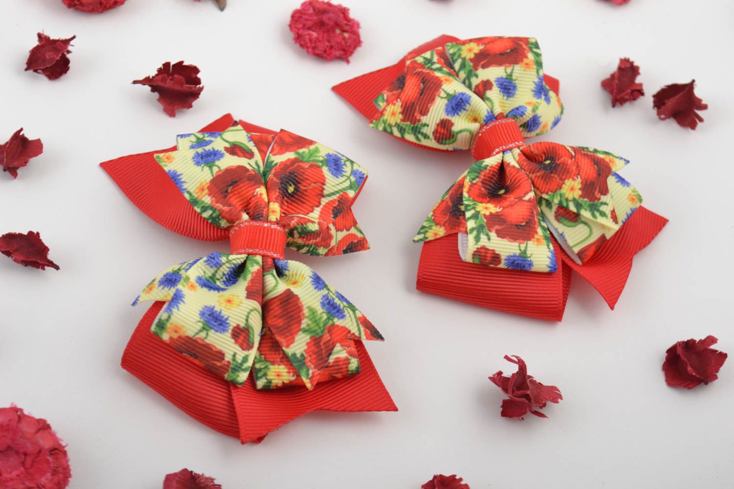 Set de noeuds pour barrettes rouges à motif floral faits main 2 pièces photo 1