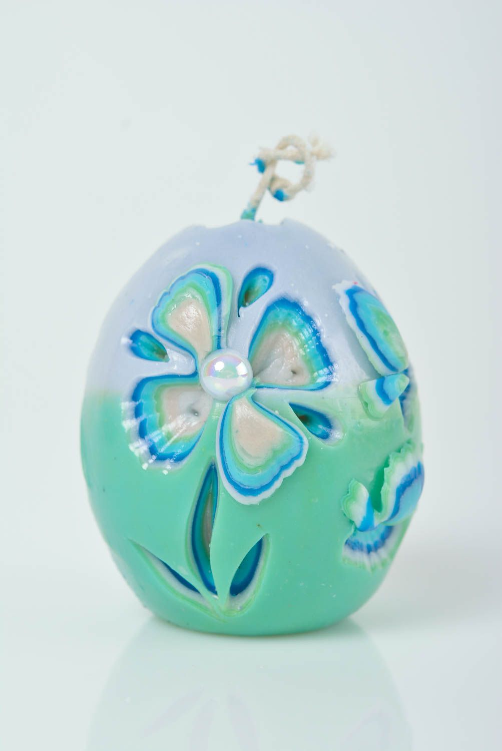 Belle bougie ronde vert bleu faite main en paraffine sculptée décoration photo 1