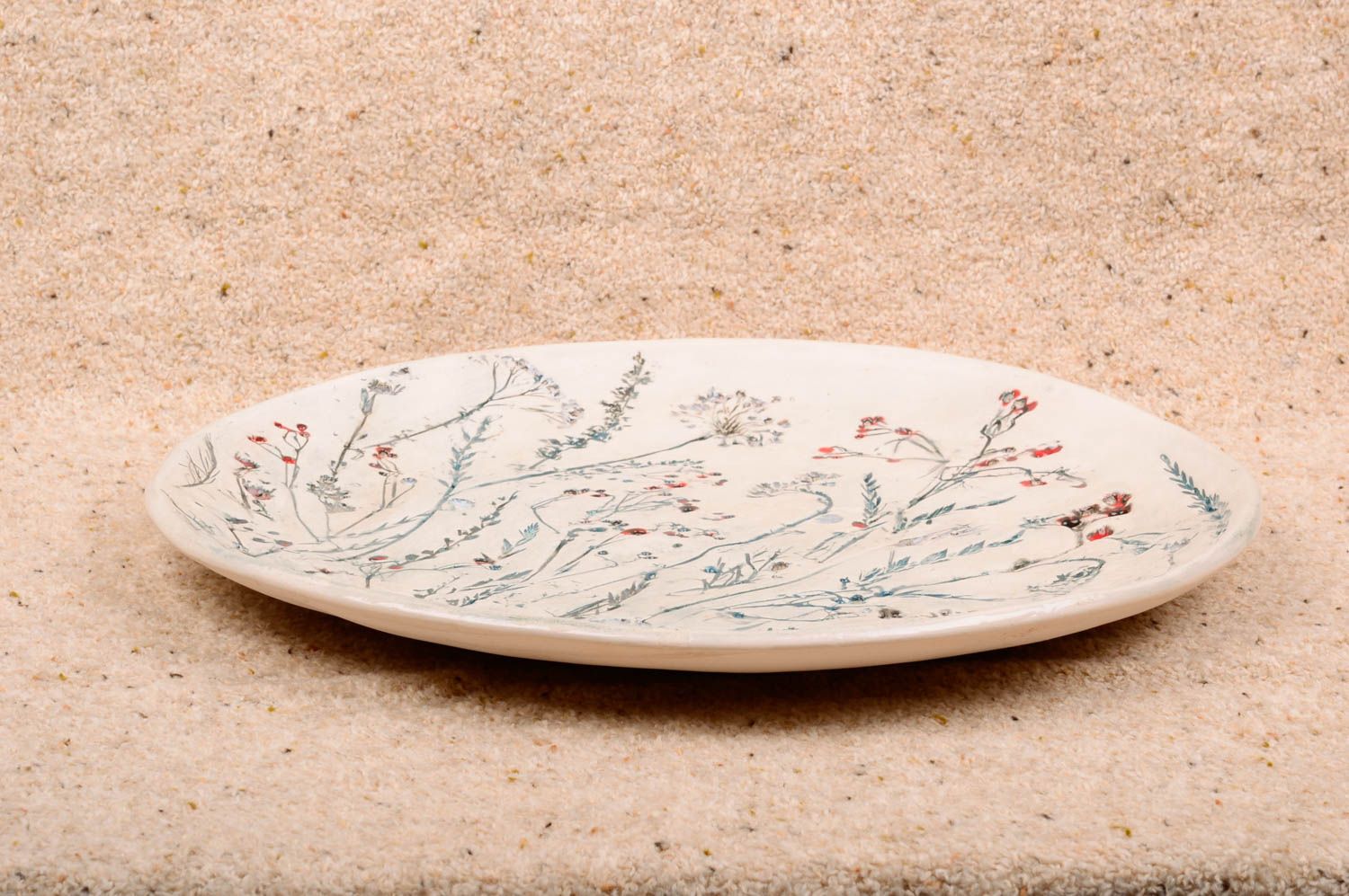 Plato de barro hecho a mano cerámica artesanal accesorio de cocina inusual foto 3