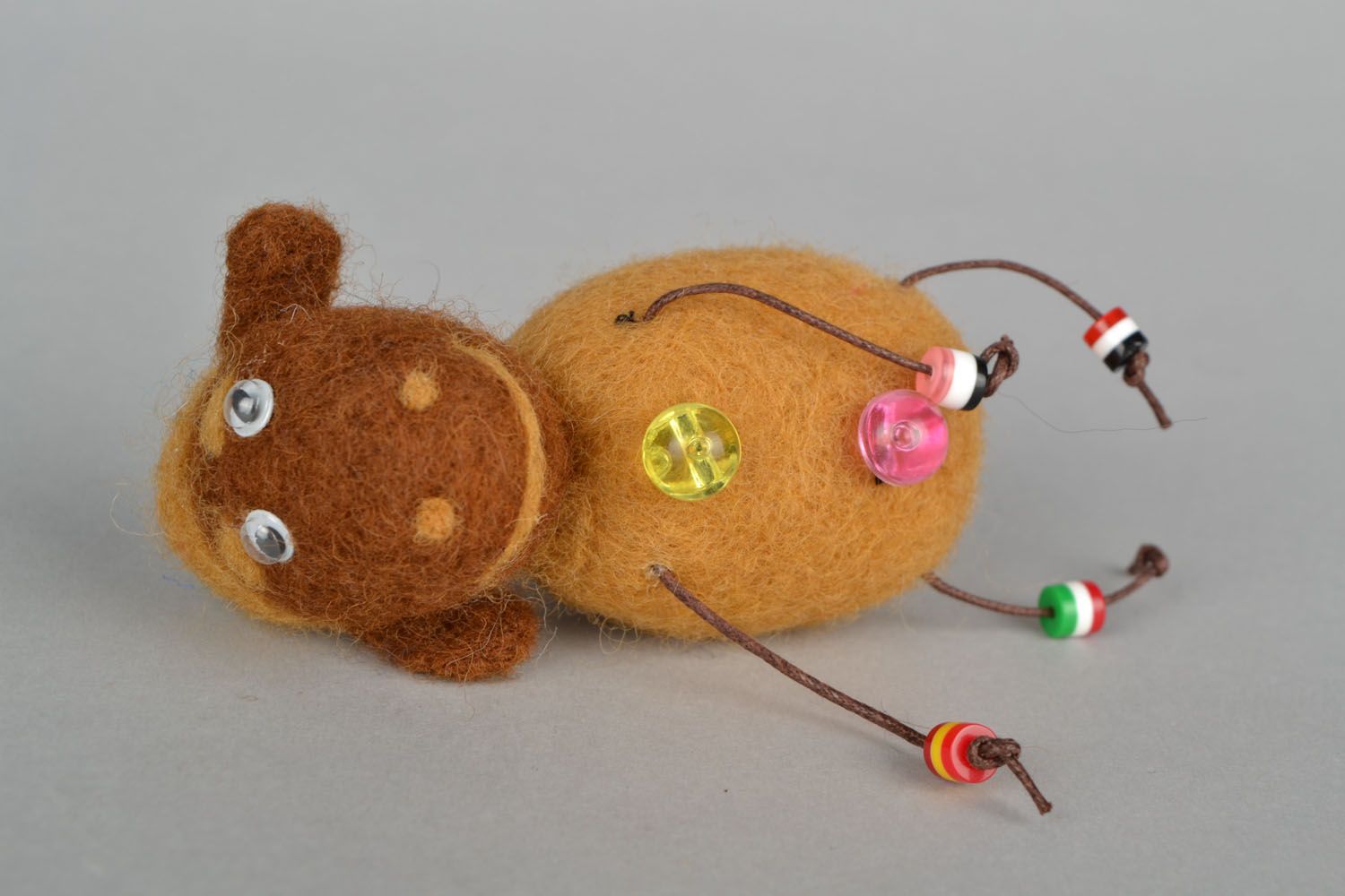 Keychain made of felted wool Brown Sheep photo 2