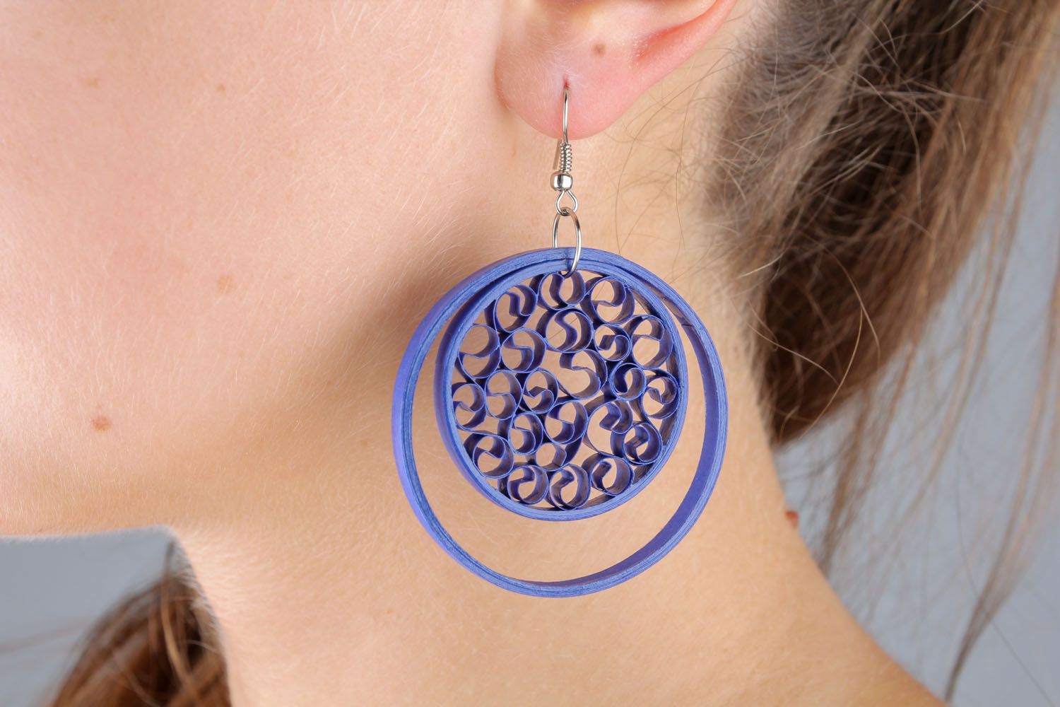 Round paper earrings photo 1