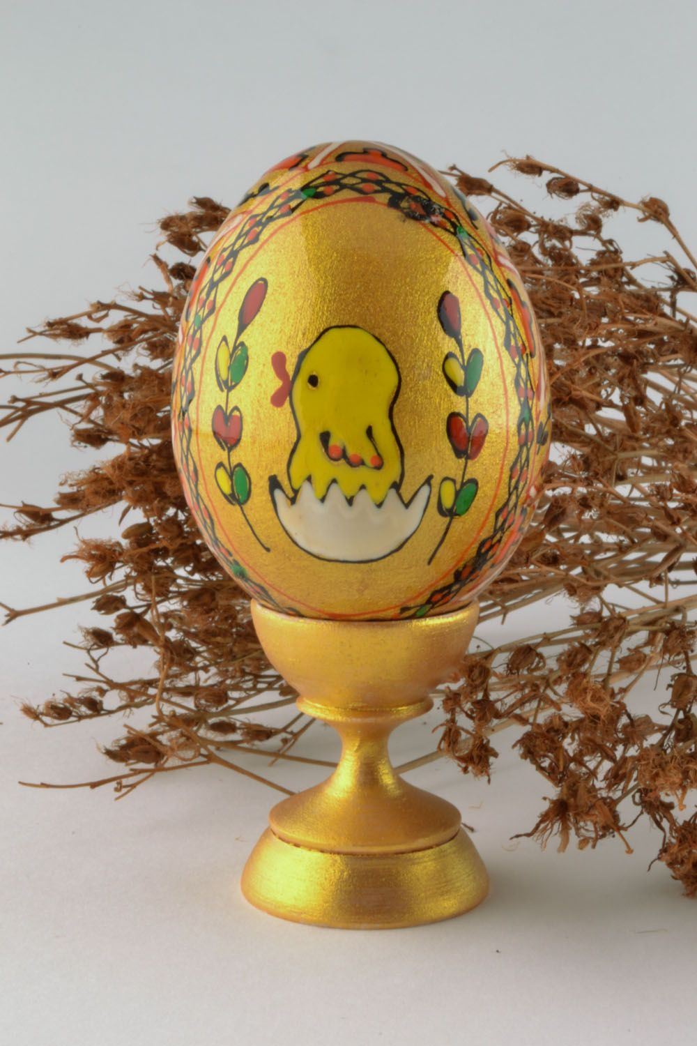 Huevo de Pascua artesanal de madera foto 1