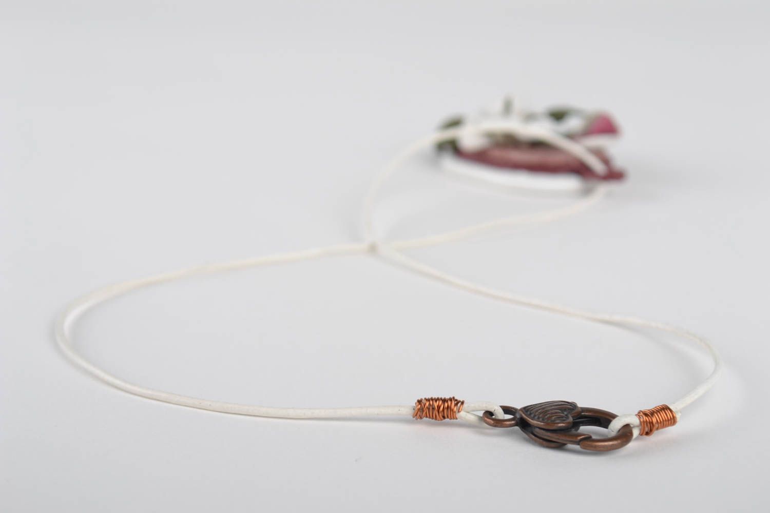 Handmade Leder Anhänger Frauen Accessoires Designer Schmuck Geschenk für Frau foto 3