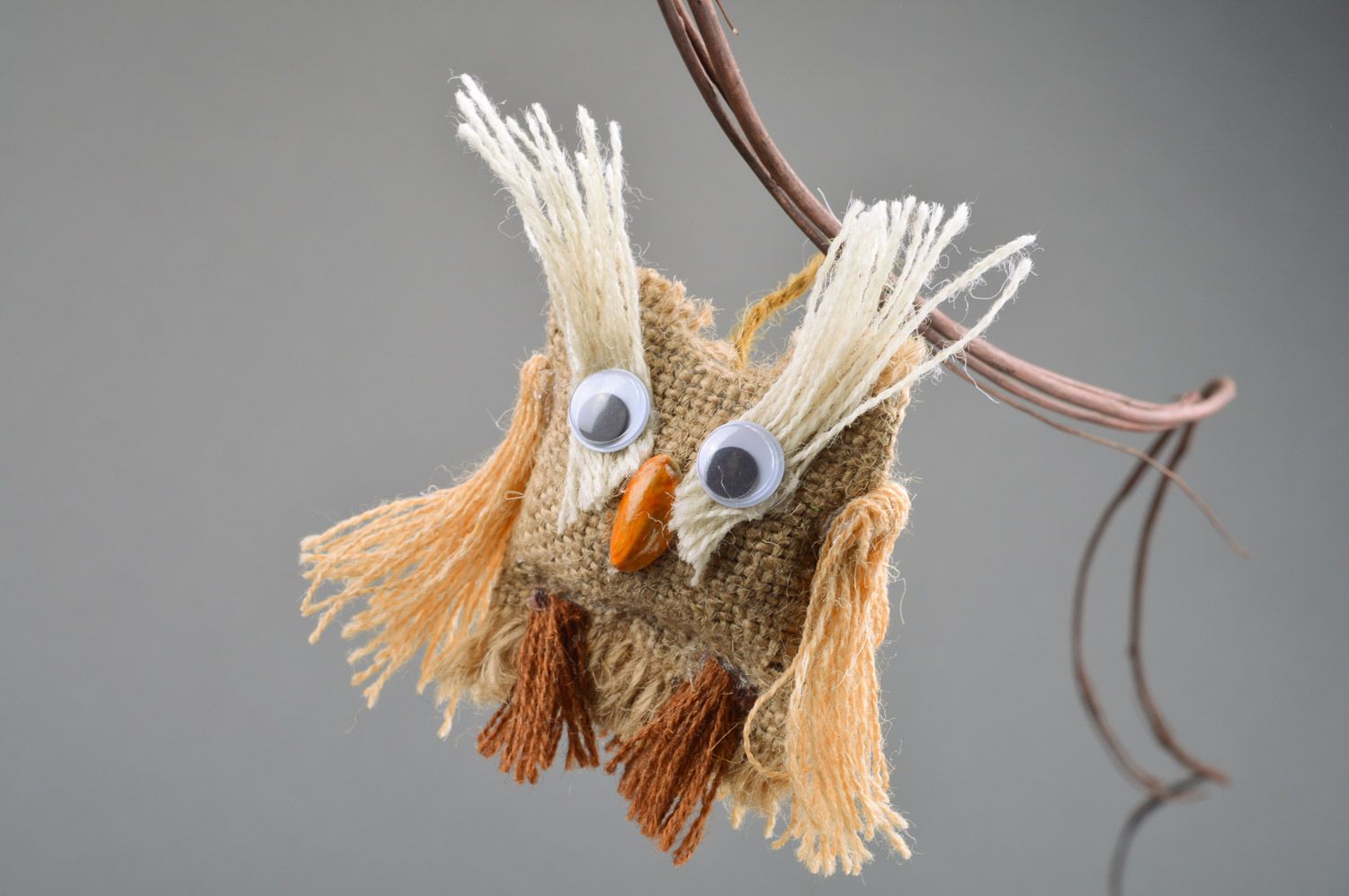 Figura hecha a mano de harpillera lechuza decorativa de souvenir foto 5