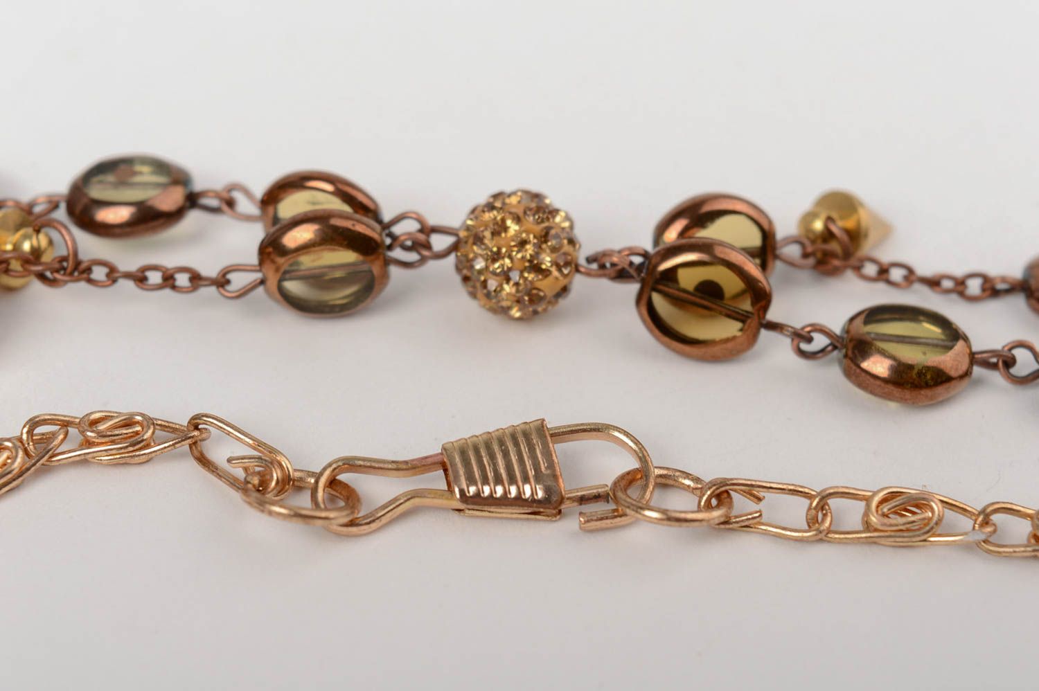 Collier en chaîne métallique perles fantaisie verre original fait à la main photo 3