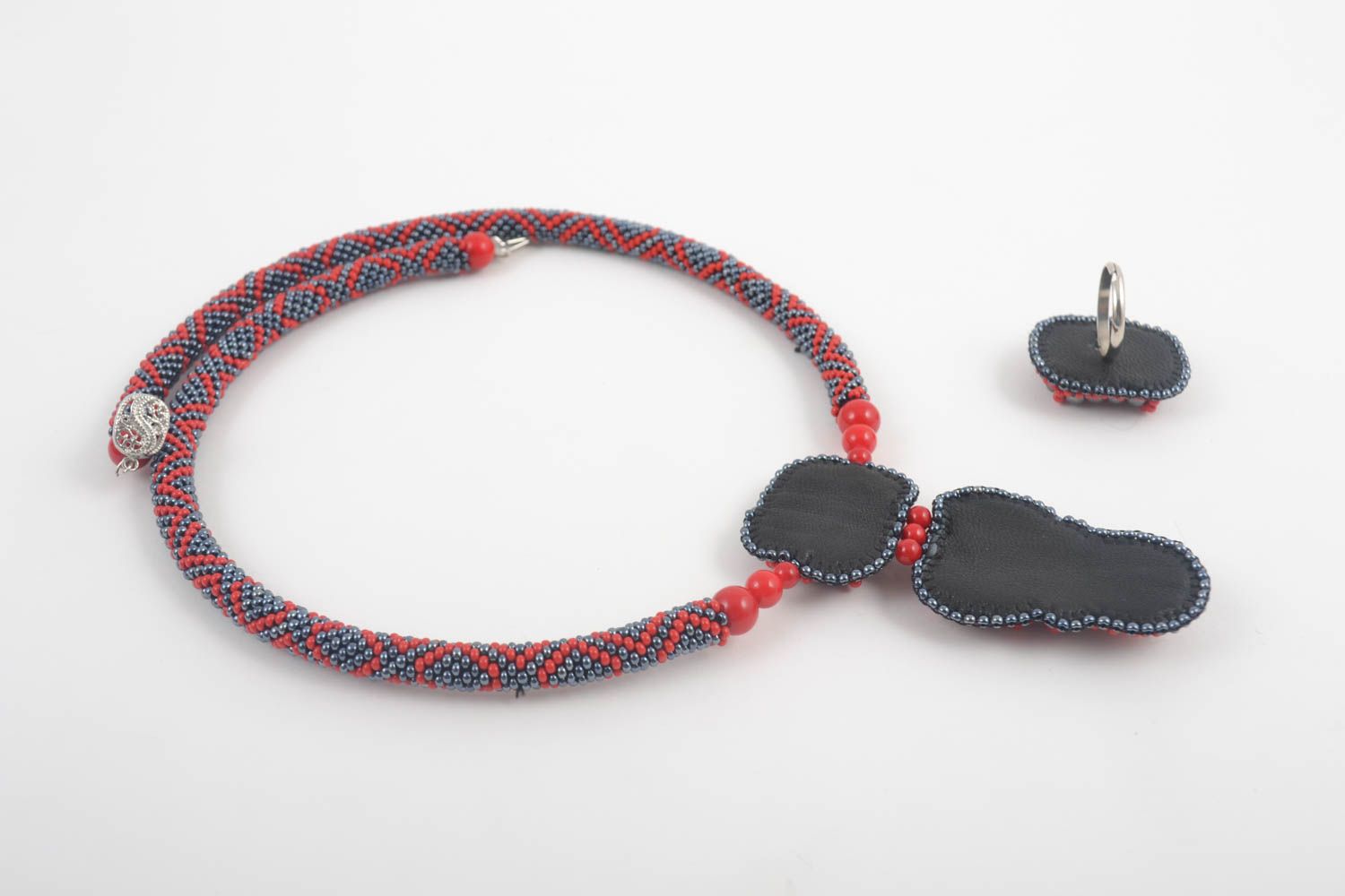 Stylish handmade beaded ring beaded cord necklace artisan jewelry designs photo 3