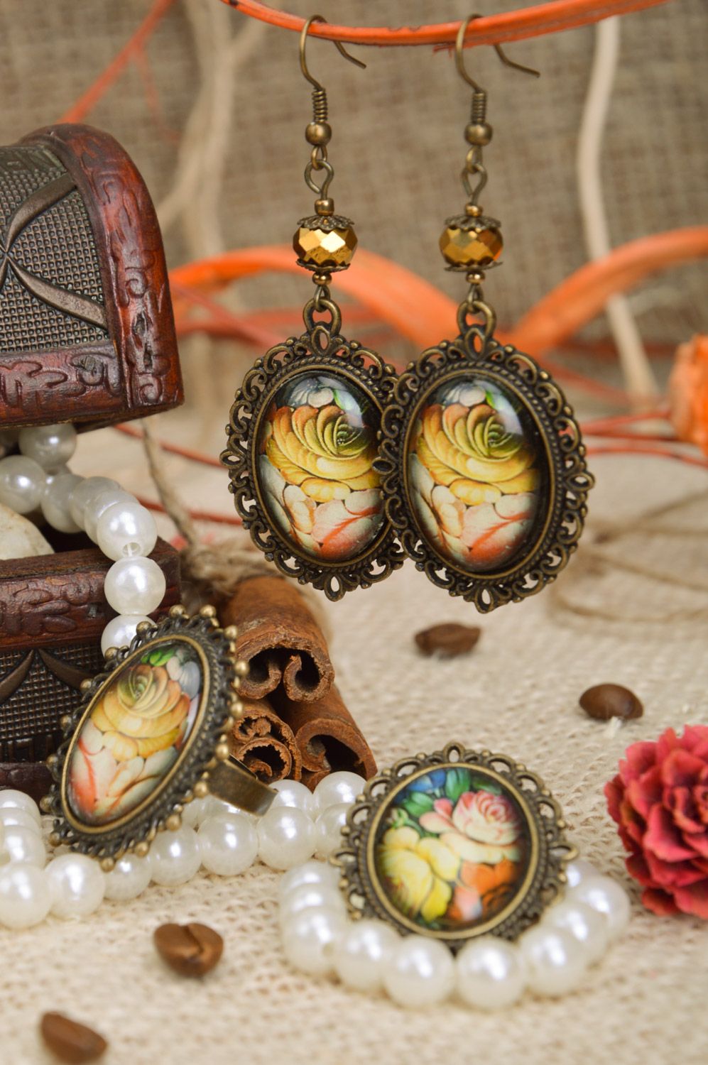 Handmade designer vintage jewelry set on metal basis dangle earrings and brooch photo 1