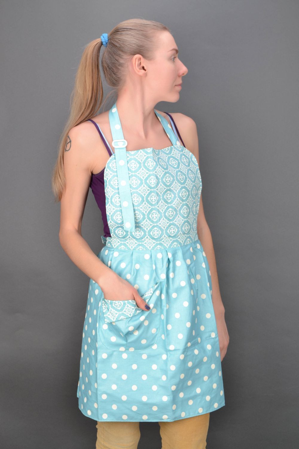 Fabric polka dot kitchen apron photo 1